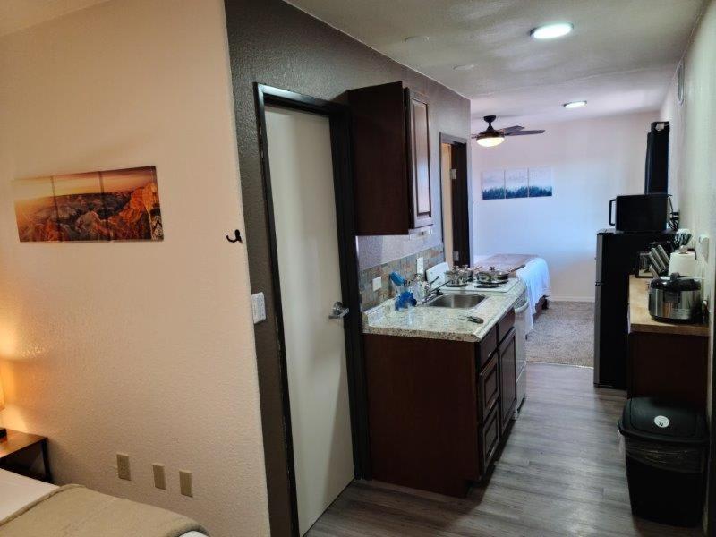 070B Grand Canyon Suite With Kitchenette Near South Rim Sleeps 4 فالي المظهر الخارجي الصورة